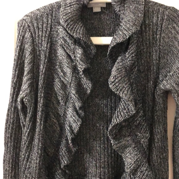 Elegant Open Front Sweater. Pretty Knitted Pattern Size M - Picture 2 of 16